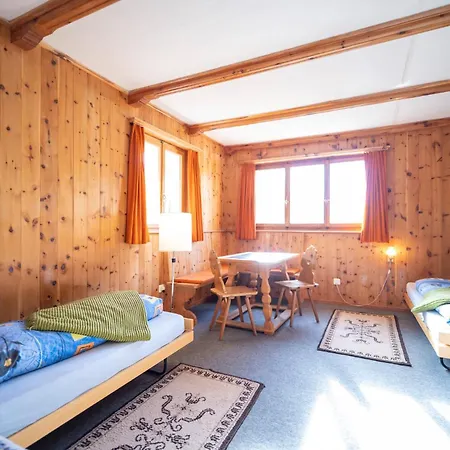 Chasa Avant Porta Chalet